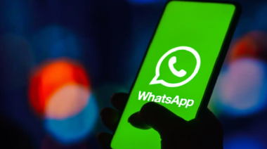 WhatsApp lanza anuncios, suscripciones y canales promocionados en su nueva pestaña de novedades
