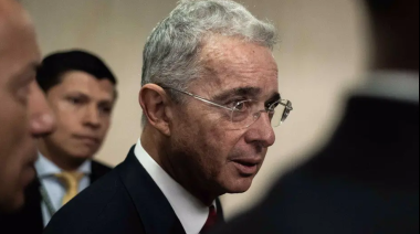 Fiscalía de Colombia pide condena contra Álvaro Uribe por fraude y soborno