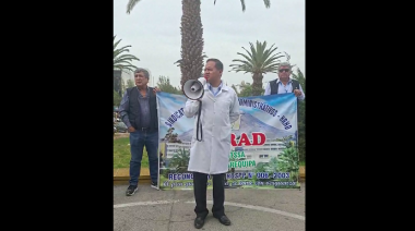 Trabajadores exigen salida del director del Hospital Honorio Delgado