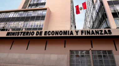 UIT sube a S/5.500 y cambia impuestos en 2026