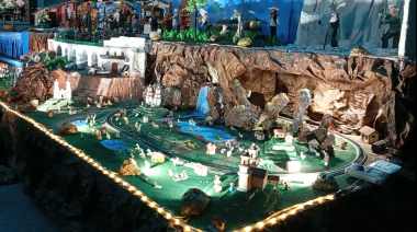 Arequipa vuelve a deslumbrar con su tradicional nacimiento mecatrónico