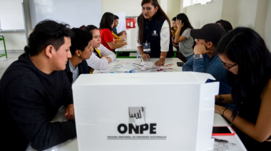 Elecciones 2026: quiénes pueden excusarse de ser miembro de mesa