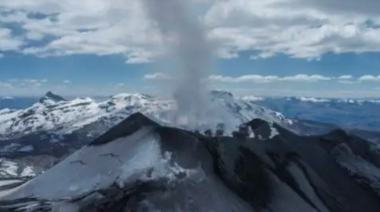 Condiciones climáticas frenan mayor dispersión de ceniza del volcán Sabancaya