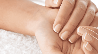 Cómo cuidar tus uñas en verano: guía práctica para que no se estropeen