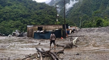 Huaico sepulta centro poblado en Puno y deja emergencia humanitaria