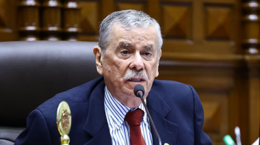 Fernando Rospigliosi: si moción no se admite, pleno termina ahí