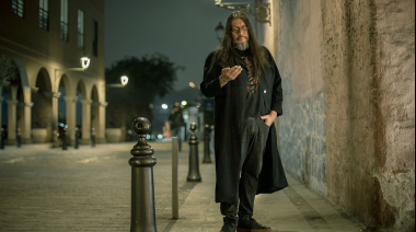 Carlos Huamán Chávez lanza “Pulsaciones Fugaces” en vivo