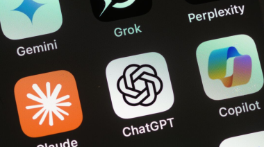 Microsoft lanza IA que combina ChatGPT y Claude