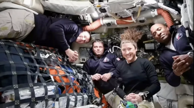 Artemis II avanza a la Luna sin fallas en su tercer día