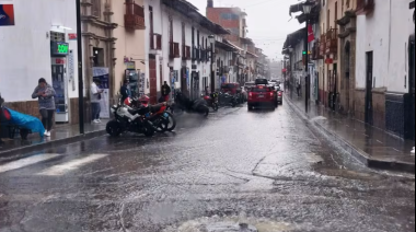 Senamhi emite alerta naranja por fuertes lluvias en trece regiones