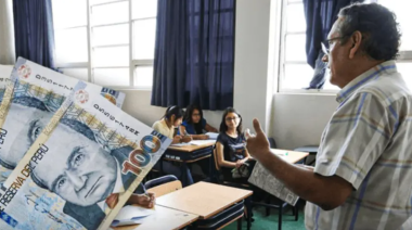 Aprueban pensión de S/3.500 para maestros jubilados y cesantes