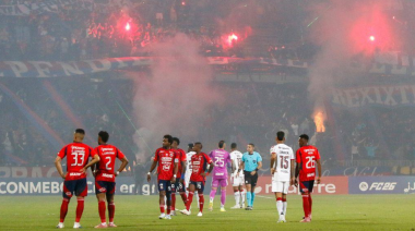 Conmebol canceló el Medellín vs Flamengo tras graves desmanes en el estadio