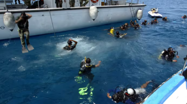 Tragedia en Maldivas: mueren cinco buzos italianos en cueva submarina
