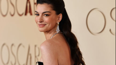 Anne Hathaway revela que estuvo ciega de un ojo diez años