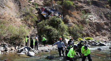 Bus se despista y deja una escena de horror: al menos siete muertos y más de 15 heridos en Huánuco