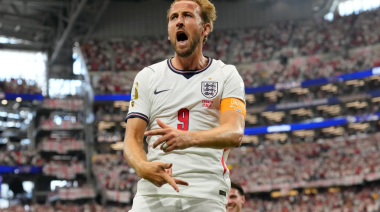 Inglaterra arrasa en su debut: Kane firma un doblete y Croacia cae en un partidazo