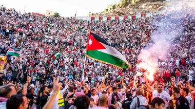 Sueño mundialista termina en tragedia: estampida durante celebración en Jordania deja decenas de heridos