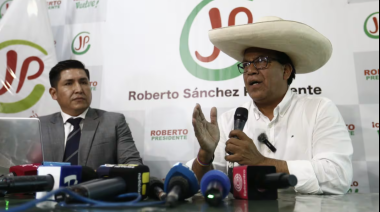 JNE confirma multa a Juntos por el Perú por aportes de origen desconocido en campaña de 2021
