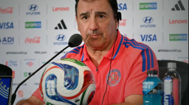 Néstor Lorenzo elogia a Portugal antes del duelo decisivo