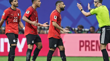 Egipto cuestiona al VAR tras polémica derrota frente Argentina