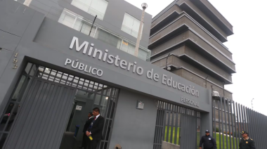 Proyecto del Minedu genera alarma entre miles de becarios