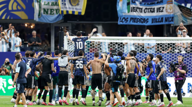 Argentina derrota a Inglaterra y jugará la final del Mundial