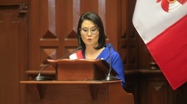 Keiko Fujimori anuncia megaproyectos, seguridad y reformas en su primer mensaje