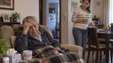 ¿Debo mantener a un padre que me abandonó?