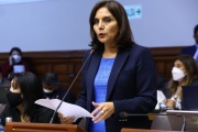 Patricia Juárez y sindicato del Congreso enfrentan posturas sobre el personal en el Legislativo