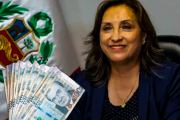 Propuesta de Aumento Salarial para Dina Boluarte: El MEF Avala Incremento del Sueldo Presidencial a S/ 35,568