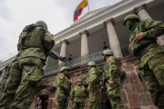 Ecuador despliega 1.500 soldados en frontera con Perú y Colombia ante avance del crimen organizado