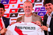 Mano Menezes es oficialmente el nuevo seleccionador de Perú rumbo al Mundial 2030