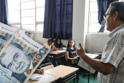 Aprueban pensión de S/3.500 para maestros jubilados y cesantes