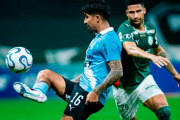 Sporting Cristal recibe a Junior obligado a ganar tras derrota con Palmeiras