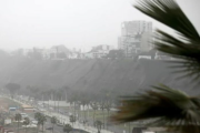 Vientos moderados generan frío, neblina y lloviznas en Lima y gran parte del litoral peruano