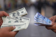 Dólar podría dispararse a S/3,65 si gana Roberto Sánchez