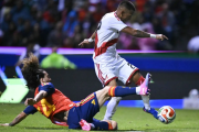 Perú cae ante España y deja más dudas que certezas