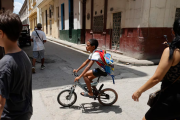 Cuba adelanta fin del curso por crisis energética