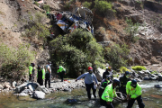 Bus se despista y deja una escena de horror: al menos siete muertos y más de 15 heridos en Huánuco