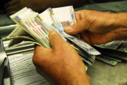 MEF confirma aumentos salariales para trabajadores públicos desde 2027