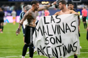 Reino Unido exige investigación por bandera de Malvinas en Mundial