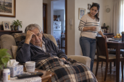 ¿Debo mantener a un padre que me abandonó?