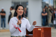 Keiko Fujimori aseguró que su Gobierno respalda a las Fuerzas Armadas