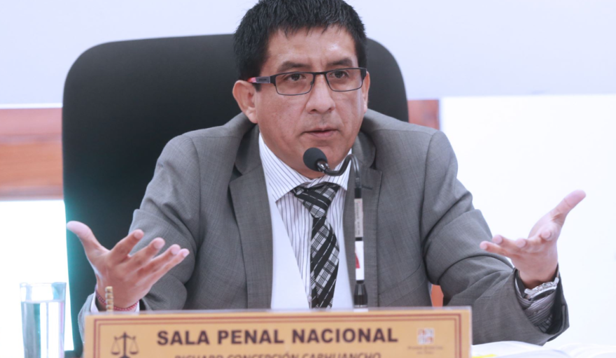 Carhuancho denuncia persecución política tras suspensión de la JNJ