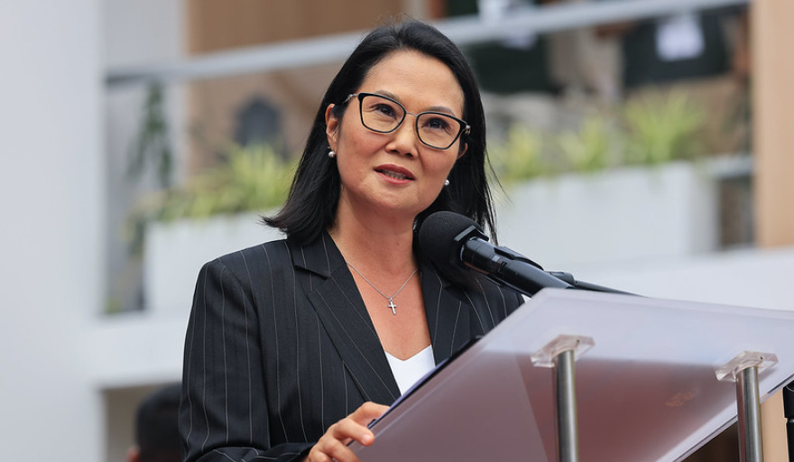 Keiko Fujimori anuncia construcción de 2 mil colegios tras resultados de la prueba PISA 2025